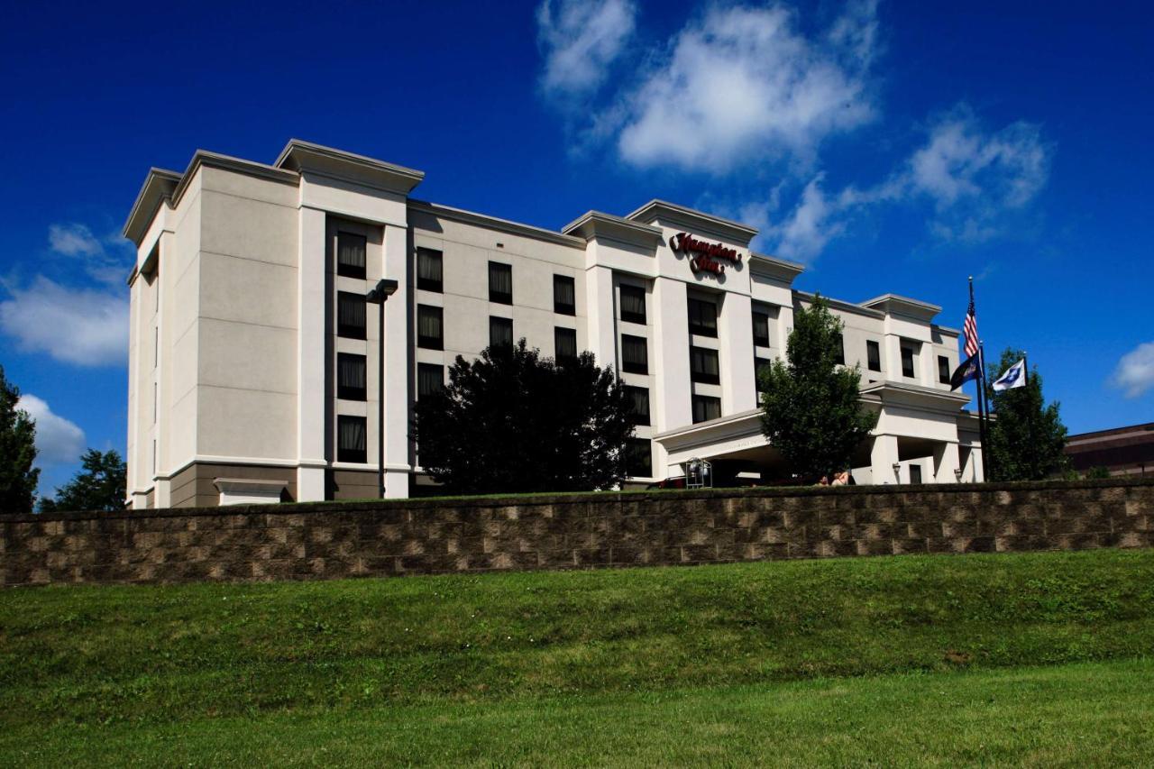 Hampton Inn Ийстън Екстериор снимка