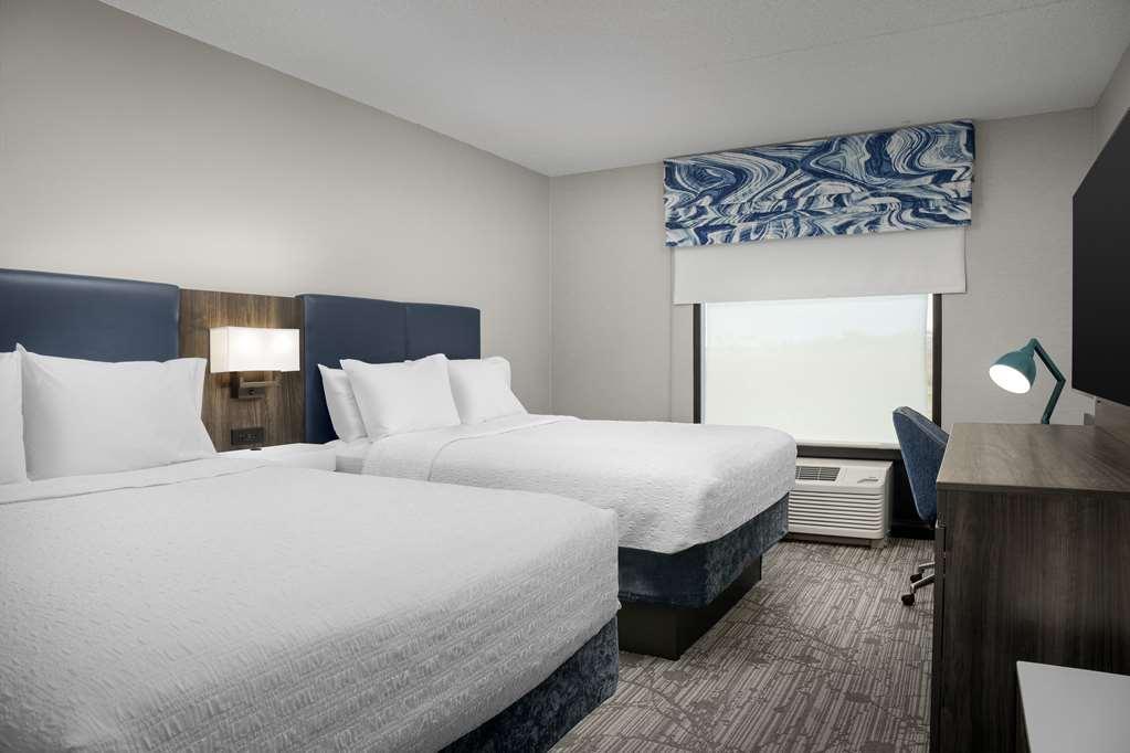 Hampton Inn Ийстън Стая снимка